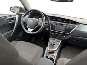 Toyota Auris (2014) thumbnail 9