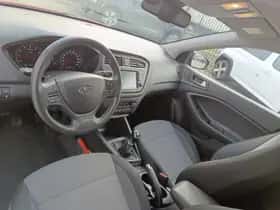 Hyundai i20 (2020) thumbnail 17