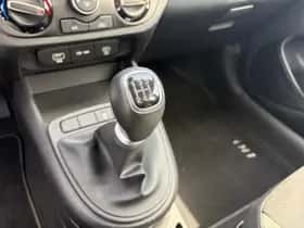 Hyundai i10 (2024) thumbnail 11