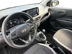Hyundai i10 (2024) thumbnail 18