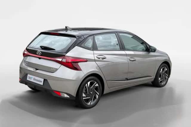 Hyundai i20 (2023) thumbnail 2