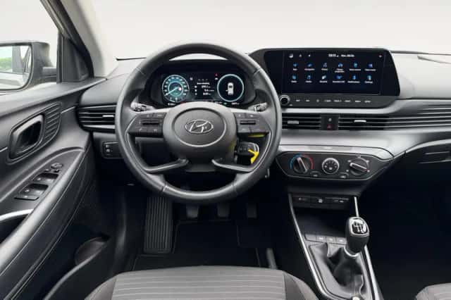 Hyundai i20 (2023) thumbnail 23