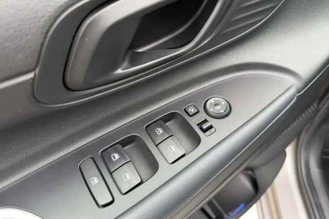 Hyundai i20 (2023) thumbnail 26