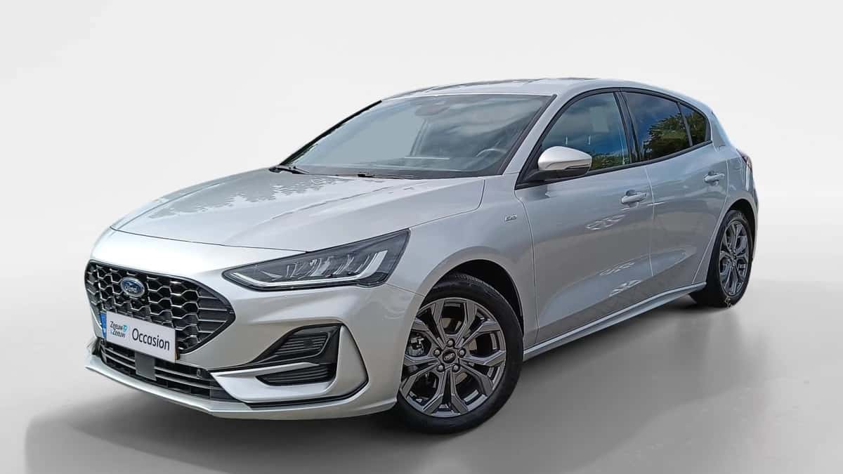 Ford Focus (2022) — foto 1