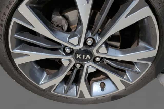 Kia Picanto (2021) thumbnail 2
