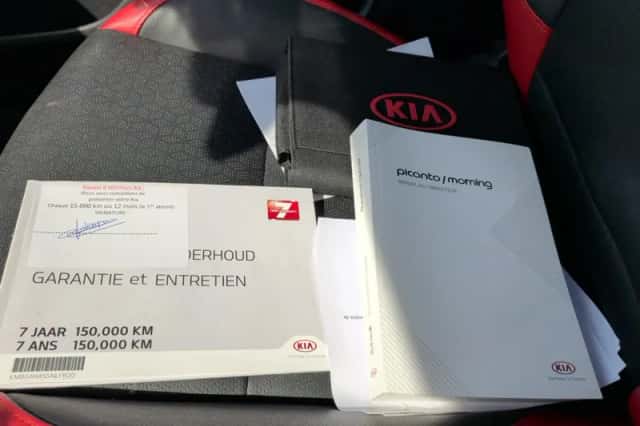 Kia Picanto (2021) thumbnail 15