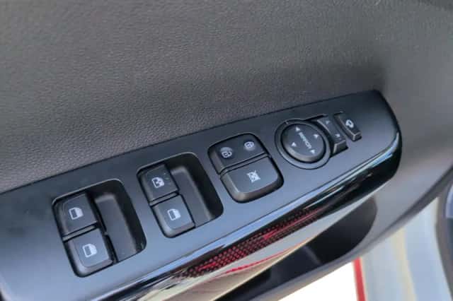 Kia Picanto (2021) thumbnail 26