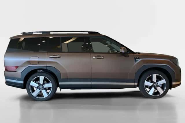 Hyundai Santa Fe (2026) thumbnail 4