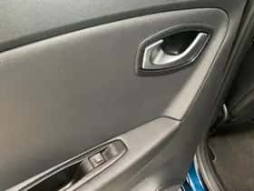 Renault Captur (2019) thumbnail 22