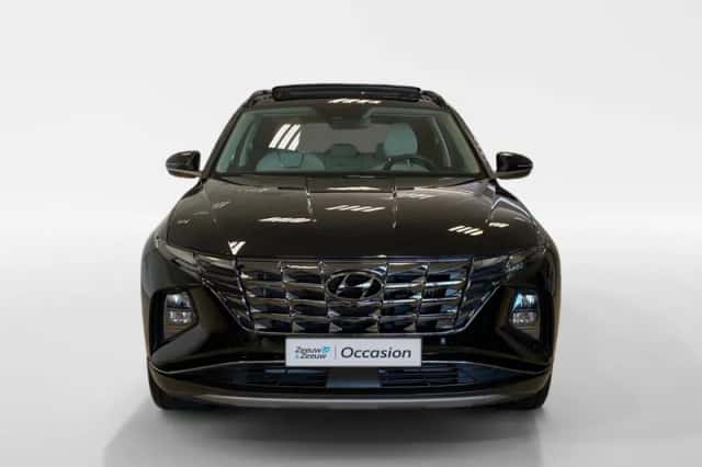 Hyundai Tucson (2022) thumbnail 2