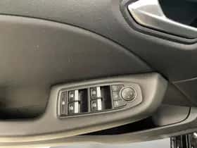 Renault Clio (2019) thumbnail 21