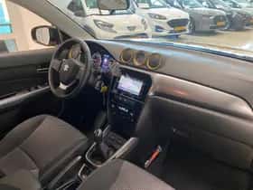 Suzuki Vitara (2020) thumbnail 10
