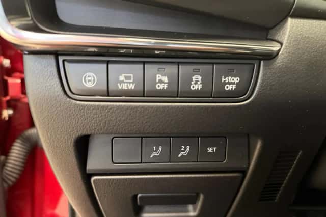Mazda 3 (2019) thumbnail 12