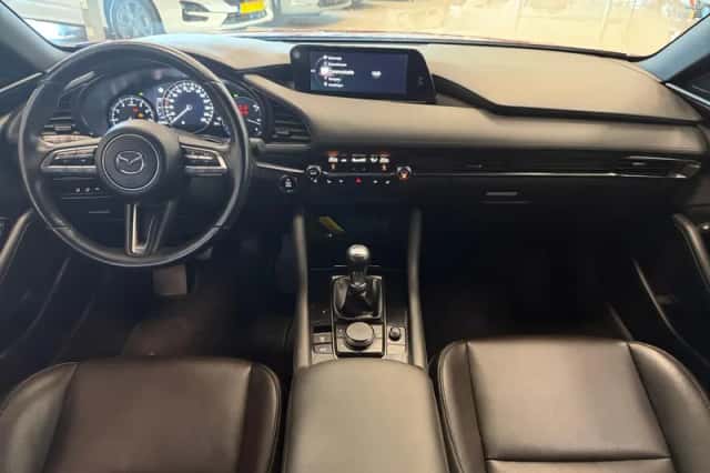 Mazda 3 (2019) thumbnail 14