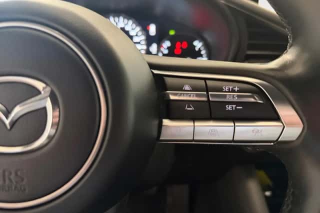 Mazda 3 (2019) thumbnail 17