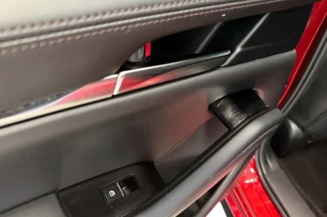 Mazda 3 (2019) thumbnail 28