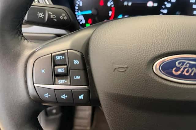 Ford Kuga (2020) thumbnail 14
