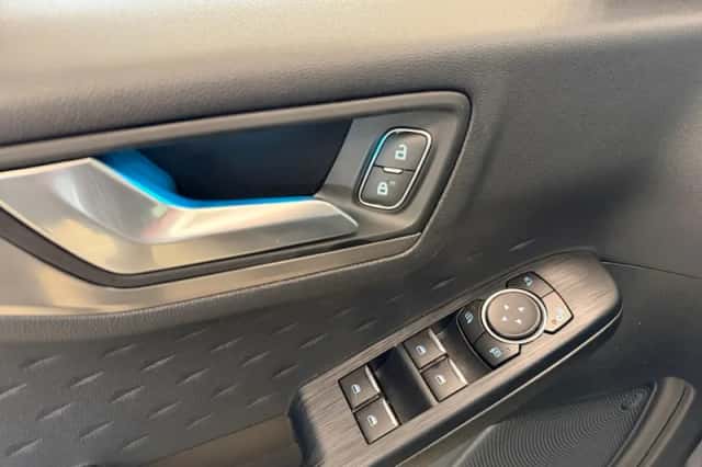 Ford Kuga (2020) thumbnail 21