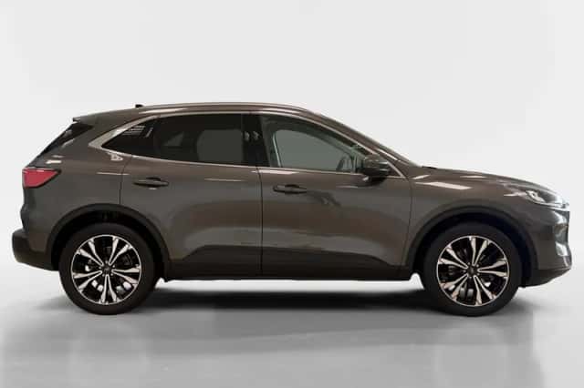 Ford Kuga (2020) thumbnail 4
