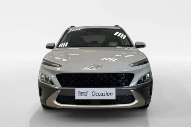 Hyundai Kona (2023) thumbnail 2
