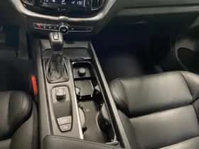 Volvo XC60 (2018) thumbnail 25