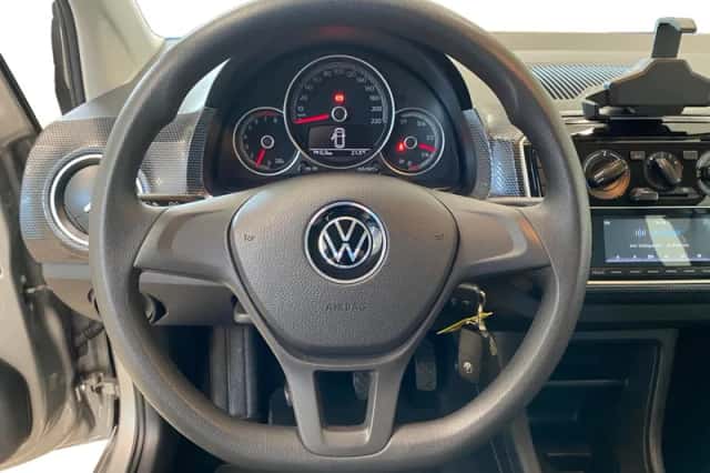 Volkswagen Up! (2021) thumbnail 5