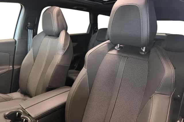 Peugeot 5008 (2024) thumbnail 13