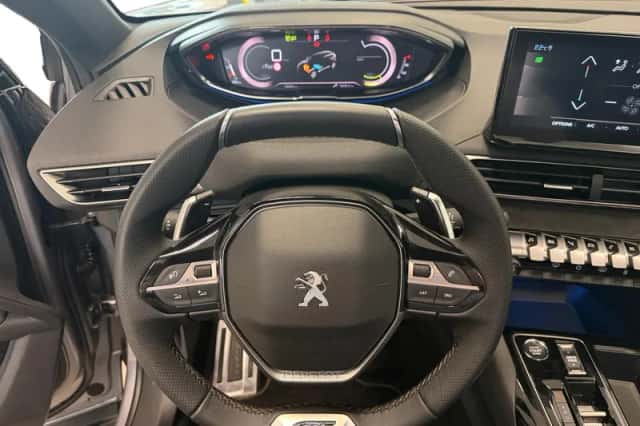 Peugeot 5008 (2024) thumbnail 10