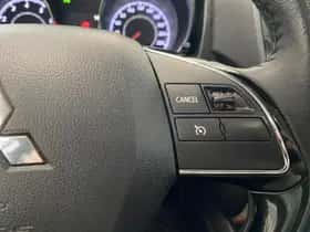 Mitsubishi ASX (2015) thumbnail 15