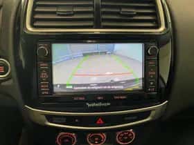 Mitsubishi ASX (2015) thumbnail 18