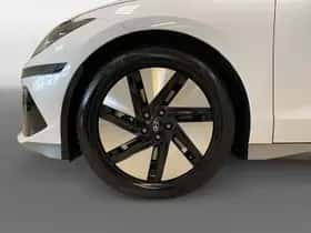 Hyundai Ioniq 6 (2023) thumbnail 8