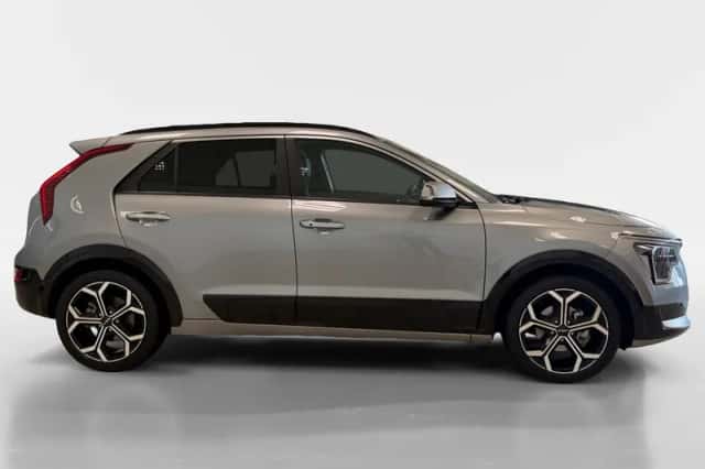 Kia Niro (2023) thumbnail 4