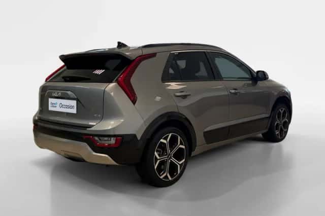 Kia Niro (2023) thumbnail 5