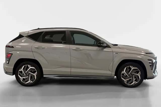 Hyundai Kona (2025) thumbnail 3