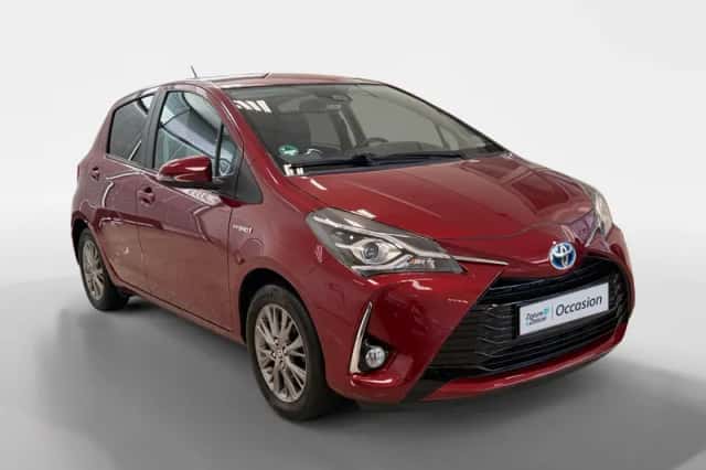 Toyota Yaris (2020) thumbnail 3