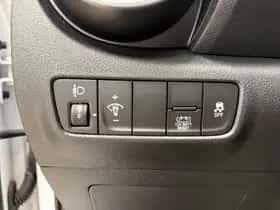 Hyundai Kona (2023) thumbnail 17