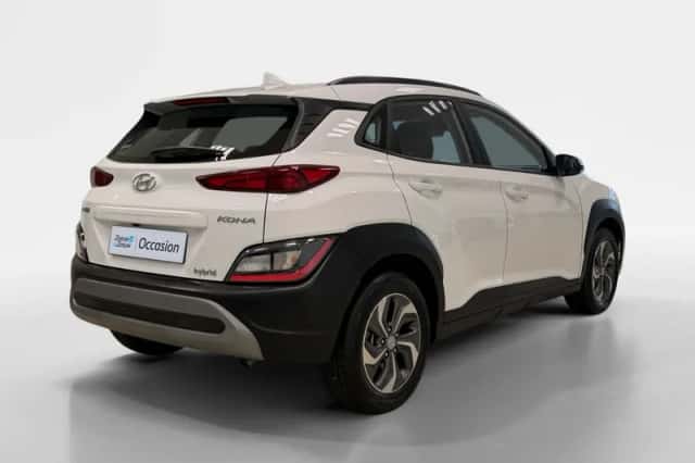 Hyundai Kona (2023) thumbnail 3