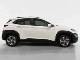 Hyundai Kona (2023) thumbnail 4