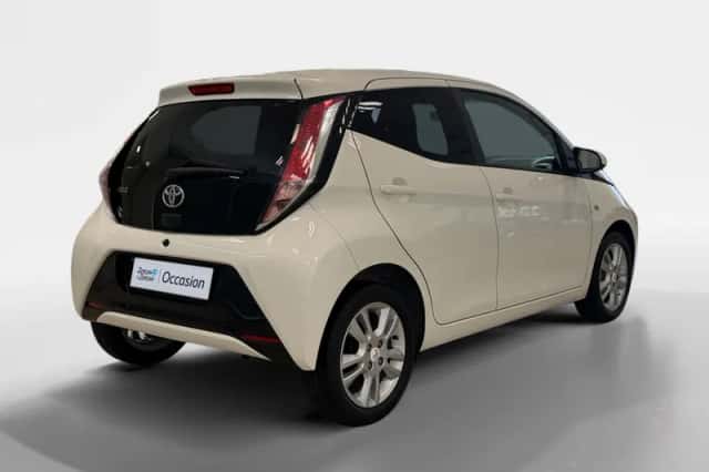 Toyota Aygo (2018) thumbnail 5