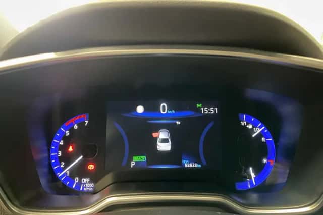 Toyota Corolla (2021) thumbnail 16