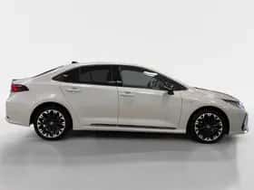 Toyota Corolla (2021) thumbnail 4