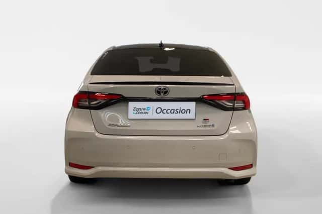 Toyota Corolla (2021) thumbnail 6