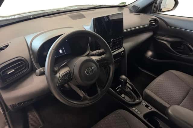 Toyota Yaris Cross (2025) thumbnail 11