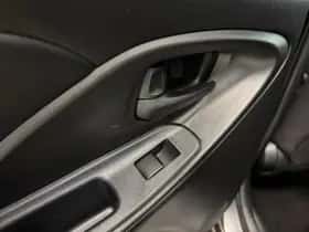 Toyota Yaris Cross (2025) thumbnail 18