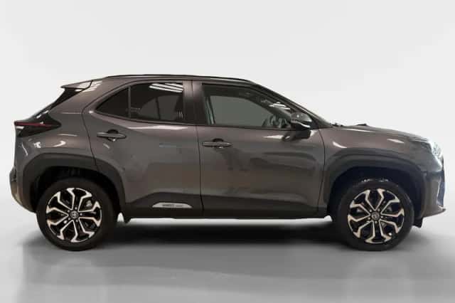 Toyota Yaris Cross (2025) thumbnail 5