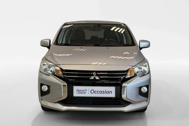 Mitsubishi Space Star (2021) thumbnail 2