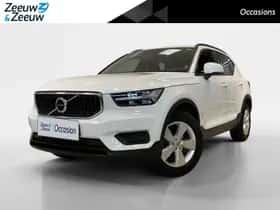 Volvo XC40 (2022)