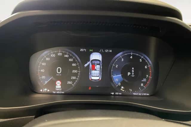 Volvo XC40 (2022) thumbnail 14