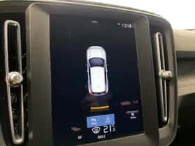 Volvo XC40 (2022) thumbnail 16