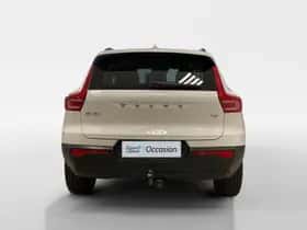Volvo XC40 (2022) thumbnail 6